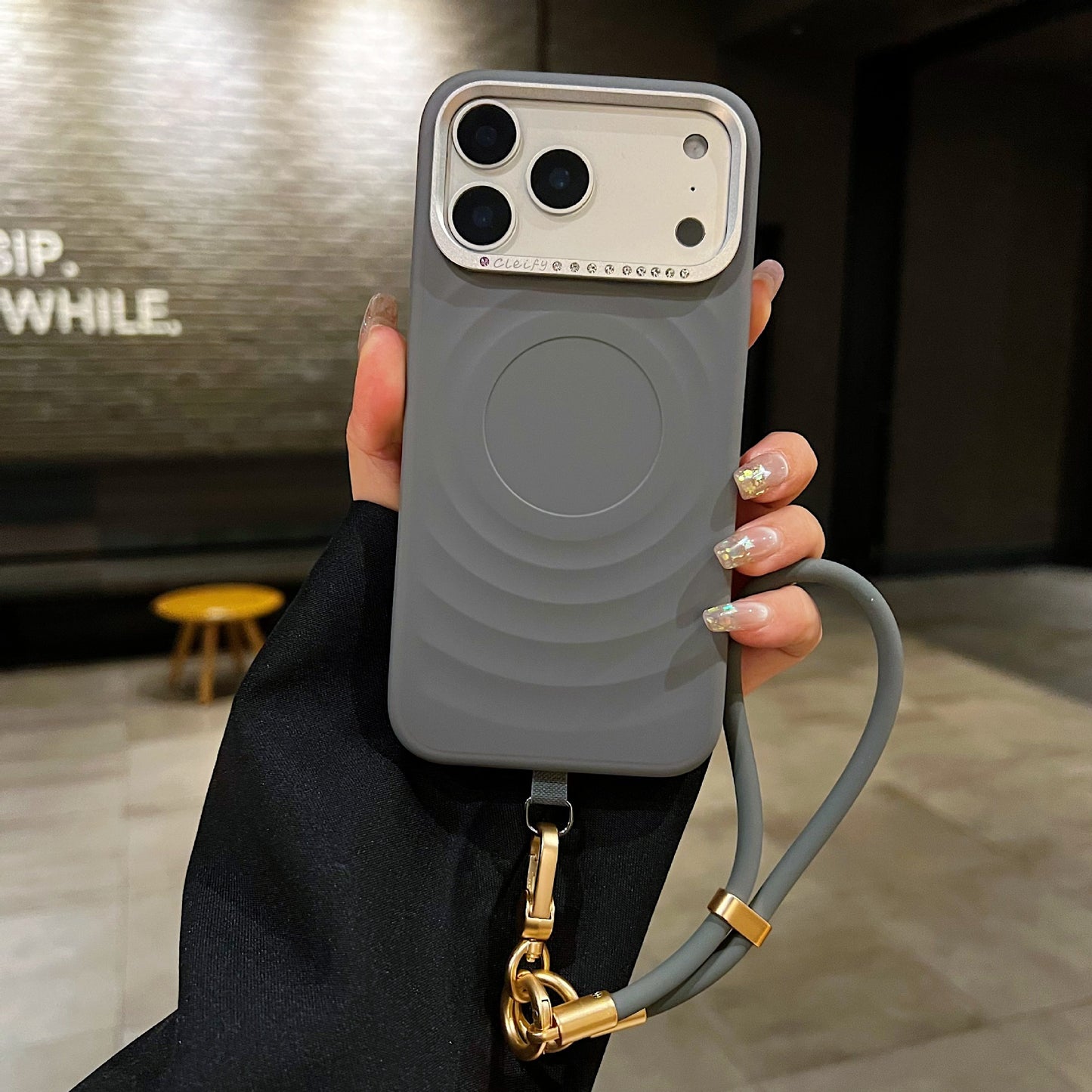 New Wavy-textured Sparkling Diamond Phone Case with Lanyard for iPhone 17 Pro Max